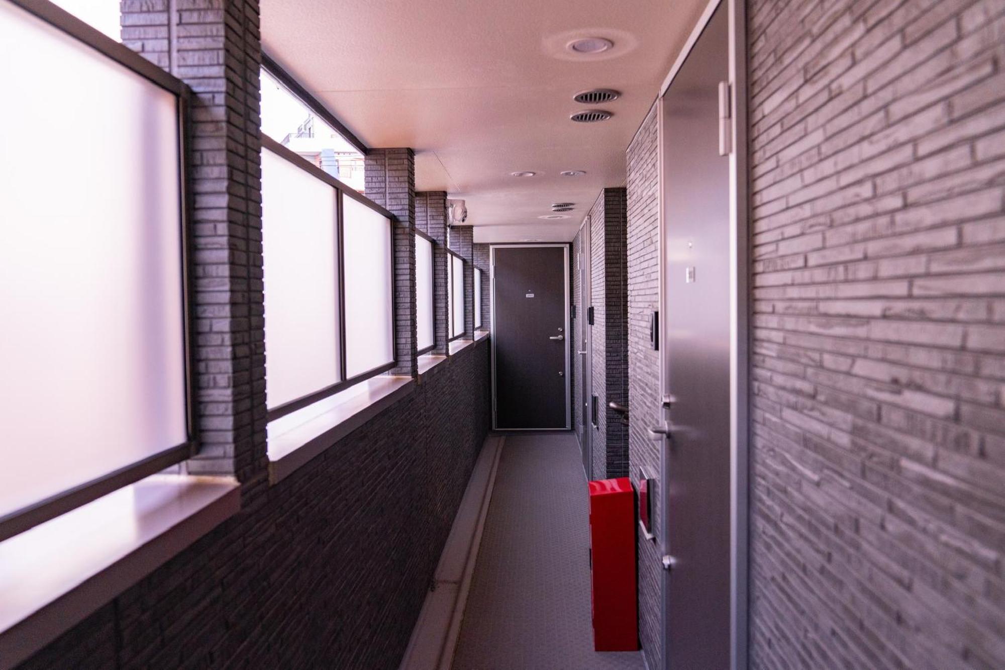 One Point Five Hotel Токио Екстериор снимка